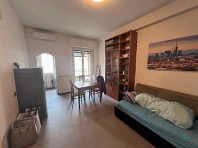 Appartamento in Affitto a Milano via Sella Nuova