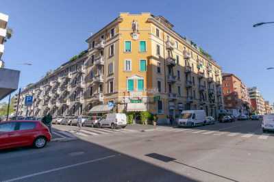 Appartamento in Vendita a Milano via Gioacchino Murat