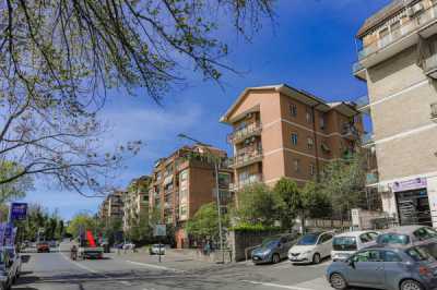 Appartamento in Vendita a Roma via Nomentana 859