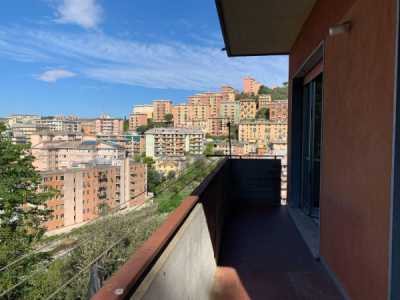 Appartamento in Vendita a Genova via Giulio Tanini