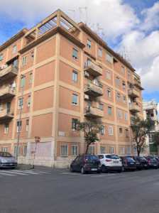 Appartamento in Vendita a Roma via Giovanni Stefano Roccatagliata 4