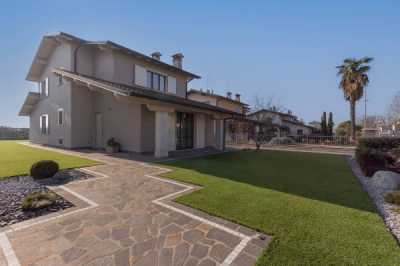 Villa in Vendita a Brescia via San Polo