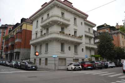 Appartamento in Vendita a Milano via Monte Bianco 6