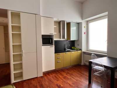 Appartamento in Affitto a Pavia via Sant