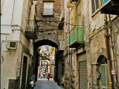 Appartamento in Vendita a Napoli via Pisanelli