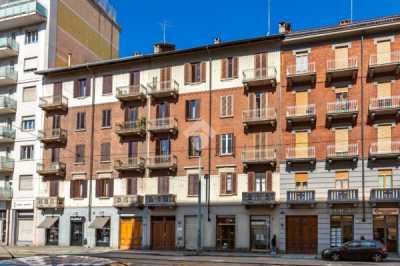 Appartamento in Vendita a Torino Corso Giulio Cesare 195