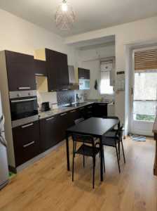 Appartamento in Affitto a Torino via Giaveno 38