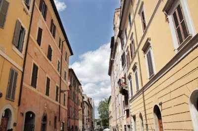 Appartamento in Vendita a Roma via di Panico