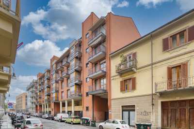 Appartamento in Vendita a Torino via Revello 17 Torino