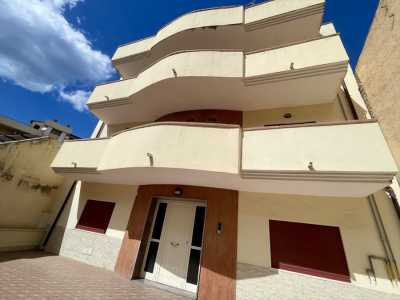 Edificio Stabile Palazzo in Vendita a Reggio di Calabria via Trabocchetto Reggio Campi