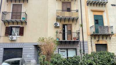 Appartamento in Affitto a Palermo Piazza Sant