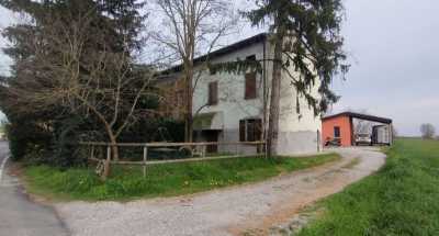 Villa a Schiera in Vendita a Colorno Fraz Sanguigna 77 Sanguigna