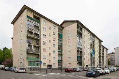 Appartamento in Vendita a Torino via Morandi 11