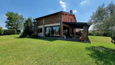 Villa in Vendita a Castel San Giovanni via Montanara s n c