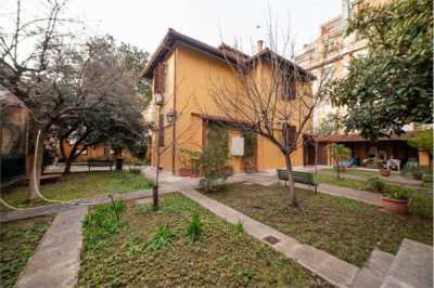 Villa in Vendita a Roma via Felice Cavallotti 36