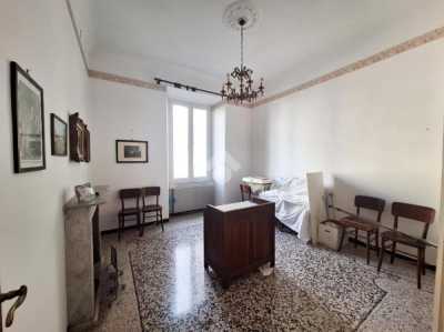 Appartamento in Vendita a Savona via Bartolomeo Guidobono 11