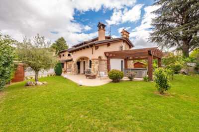 Villa in Vendita a Monte Compatri via Tuscolana 72