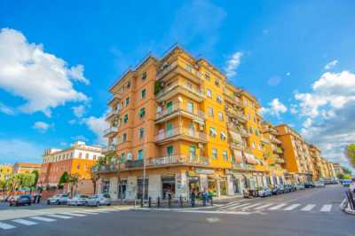 Appartamento in Vendita a Roma via Tor De