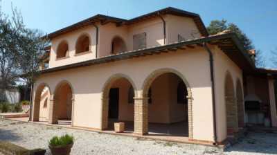 Villa in Vendita ad Offida Contrada Ciafone
