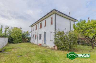 Villa in Vendita a Zerbolò via Borgo San Siro