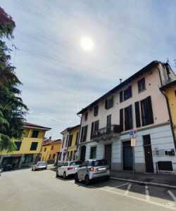 Appartamento in Vendita a Ferno Piazza Dante Alighieri