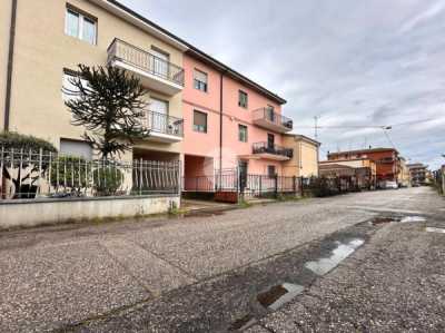Appartamento in Vendita a Verona via Dietro Antonio Salieri 36