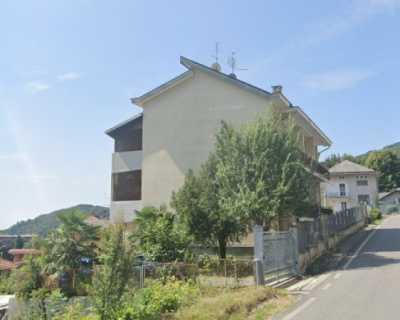Appartamento in Vendita a Valdilana via Bacconengo 85