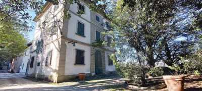 Villa in Vendita a Serravalle Pistoiese via Monte 4