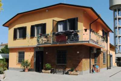 Villa in Vendita a Lugo via Bastia 14
