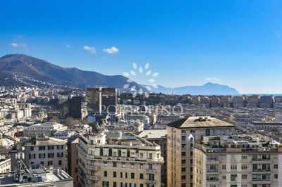 Appartamento in Vendita a Genova via Fieschi