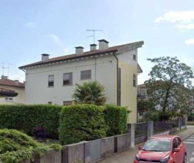Villa in Vendita ad Udine via Monte San Marco 55