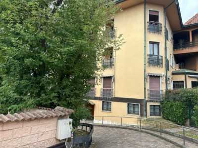 Appartamento in Vendita a Desio via Isonzo