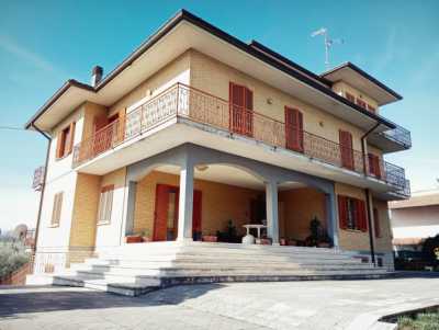 Villa in Vendita a Foiano della Chiana via di Lucignano