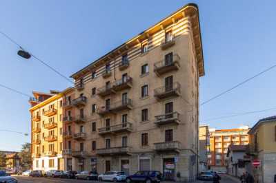 Appartamento in Vendita a Torino via Luigi Cibrario 104