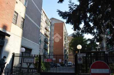 Appartamento in Vendita a Milano via Marco d