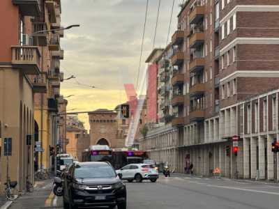Appartamento in Vendita a Bologna via Aurelio Saffi