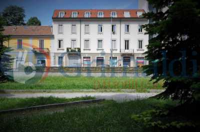 Appartamento in Affitto a Monza via Azzone Visconti 39