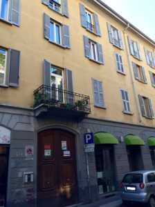 Appartamento in Affitto a Milano via Savona 11