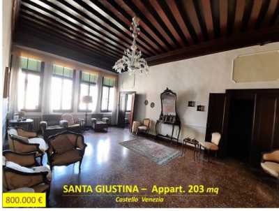 Appartamento in Vendita a Venezia Campo Santa Giustina