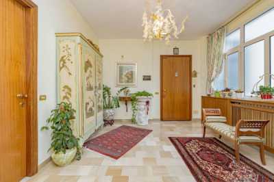 Appartamento in Vendita a Garbagnate Milanese via Padre Vismara 49
