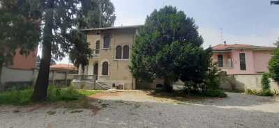 Ufficio in Affitto a Somma Lombardo via Milano 4343