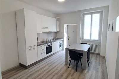 Appartamento in Affitto a Milano via Polesine 21