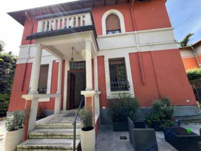 Villa in Affitto a Milano via Budua 3