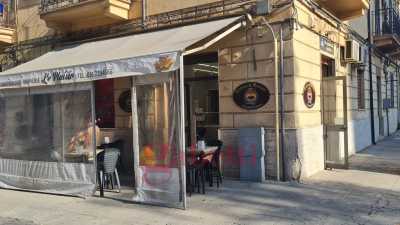 Bar in Vendita a Palermo via Salomone Marino Palermo