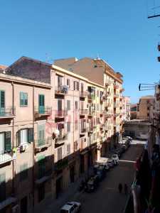 Appartamento in Vendita a Palermo via Salvatore Morso Palermo
