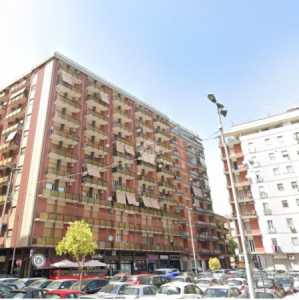 Appartamento in Vendita a Taranto Piazza Pio x 42