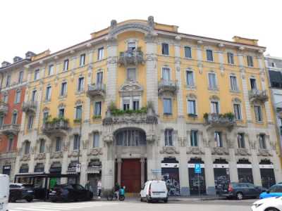 Appartamento in Vendita a Milano via Napo Torriani 5