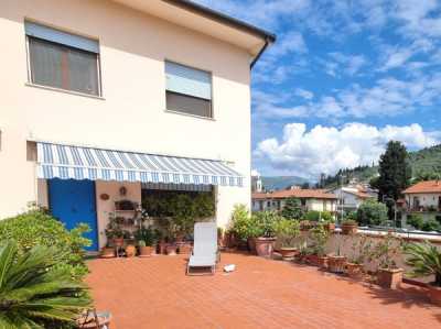 Appartamento in Vendita a Calenzano via Armido Cioni
