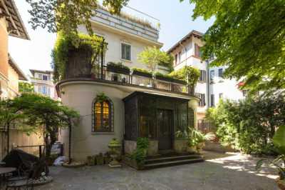 Villa in Vendita a Milano via Plinio