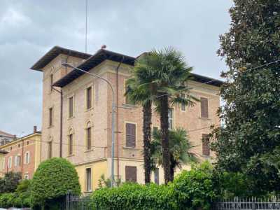 Appartamento in Vendita a Modena via Pietro Tacchini
